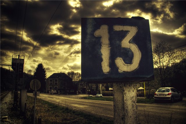 Тринадцать – считается ли несчастливым числом?